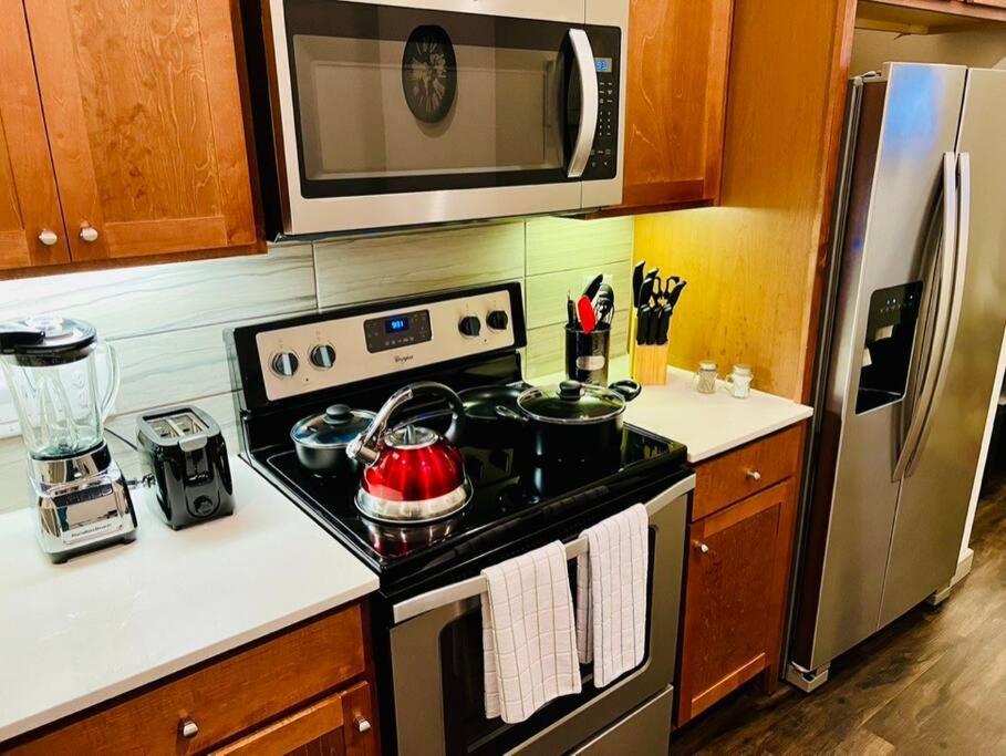 Апартаменти Apto 1 Bed - Kitchen - Free Parking Х'юстон Екстер'єр фото